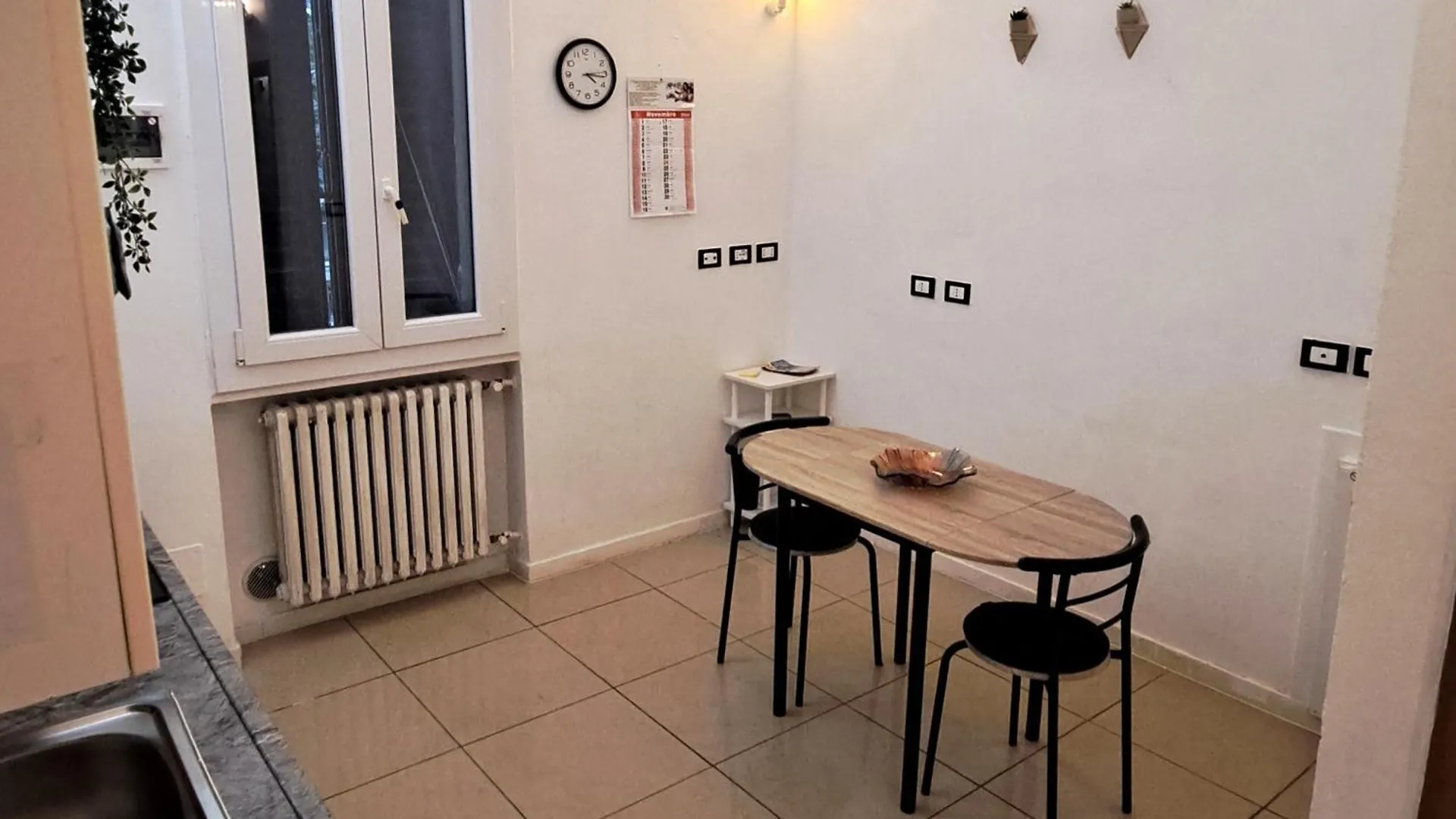 Apartment Fiera Bolognina - Komodo - Appartamento Completo Con Giardino E Parcheggio Privato Bologna Italy